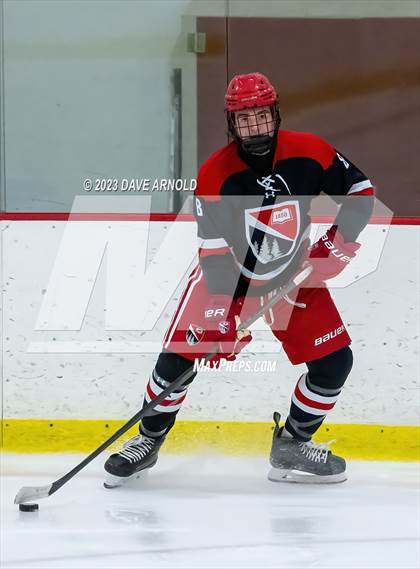Thumbnail 3 in Frederick Gunn vs. New Hampton School (Exeter Invitational) photogallery.