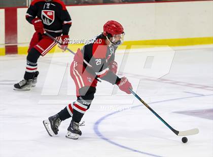 Thumbnail 2 in Frederick Gunn vs. New Hampton School (Exeter Invitational) photogallery.