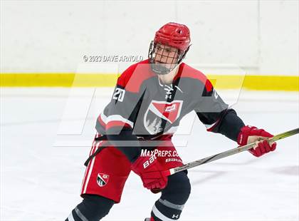 Thumbnail 1 in Frederick Gunn vs. New Hampton School (Exeter Invitational) photogallery.