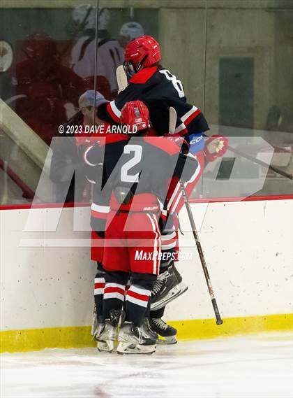 Thumbnail 3 in Frederick Gunn vs. New Hampton School (Exeter Invitational) photogallery.