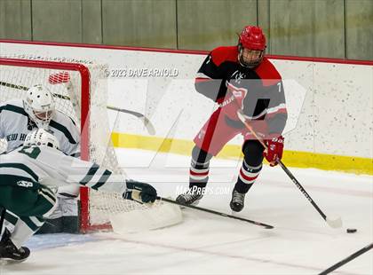 Thumbnail 2 in Frederick Gunn vs. New Hampton School (Exeter Invitational) photogallery.