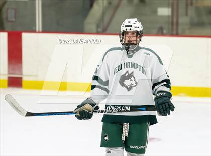 Thumbnail 3 in Frederick Gunn vs. New Hampton School (Exeter Invitational) photogallery.