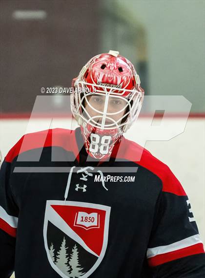 Thumbnail 1 in Frederick Gunn vs. New Hampton School (Exeter Invitational) photogallery.