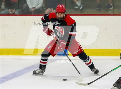 Thumbnail 2 in Frederick Gunn vs. New Hampton School (Exeter Invitational) photogallery.
