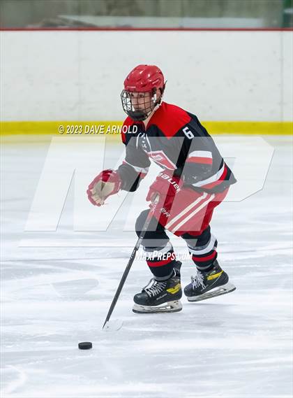 Thumbnail 2 in Frederick Gunn vs. New Hampton School (Exeter Invitational) photogallery.
