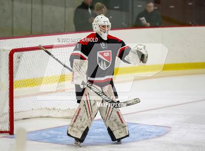 Thumbnail 2 in Frederick Gunn vs. New Hampton School (Exeter Invitational) photogallery.