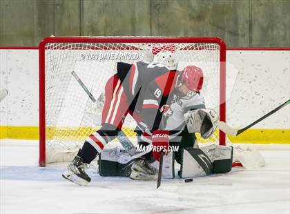 Thumbnail 1 in Frederick Gunn vs. New Hampton School (Exeter Invitational) photogallery.