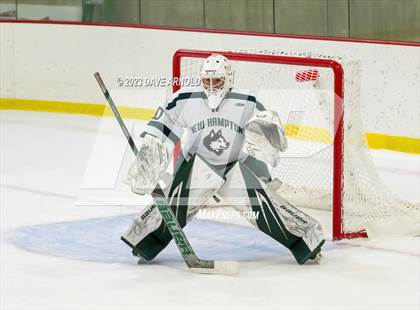 Thumbnail 1 in Frederick Gunn vs. New Hampton School (Exeter Invitational) photogallery.