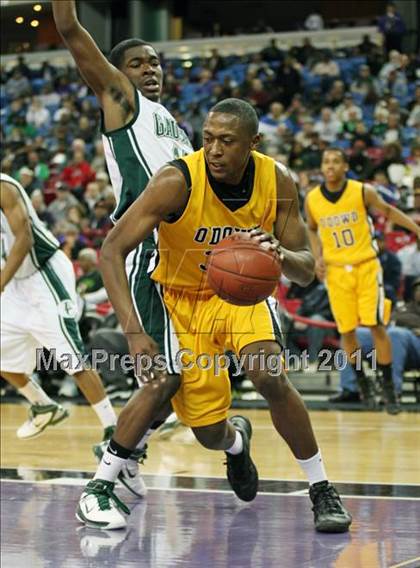 Thumbnail 1 in Bishop O'Dowd vs. El Cerrito (CIF NorCal D3 Regional Final) photogallery.