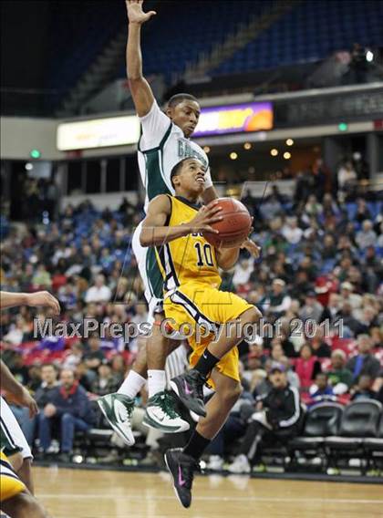 Thumbnail 3 in Bishop O'Dowd vs. El Cerrito (CIF NorCal D3 Regional Final) photogallery.