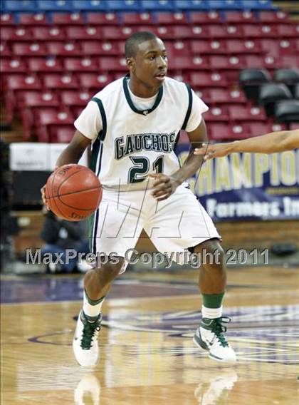 Thumbnail 2 in Bishop O'Dowd vs. El Cerrito (CIF NorCal D3 Regional Final) photogallery.