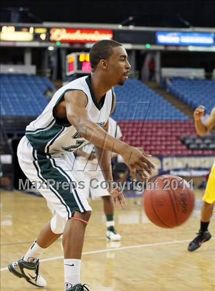 Thumbnail 1 in Bishop O'Dowd vs. El Cerrito (CIF NorCal D3 Regional Final) photogallery.