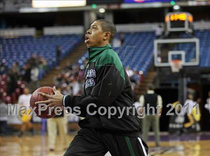 Thumbnail 3 in Bishop O'Dowd vs. El Cerrito (CIF NorCal D3 Regional Final) photogallery.