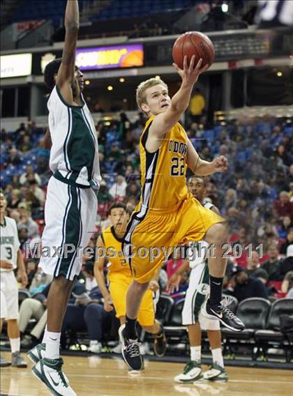 Thumbnail 2 in Bishop O'Dowd vs. El Cerrito (CIF NorCal D3 Regional Final) photogallery.