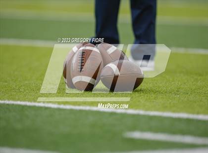 Thumbnail 1 in Notre Dame (SO) @ Sierra Canyon photogallery.