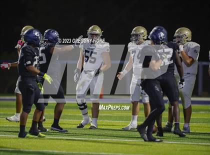 Thumbnail 2 in Notre Dame (SO) @ Sierra Canyon photogallery.