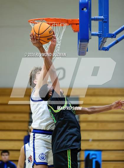 Thumbnail 2 in Roosevelt vs. Mission College Prep photogallery.