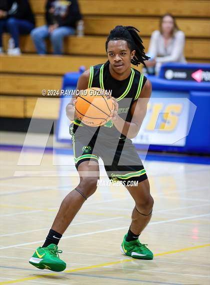Thumbnail 2 in Roosevelt vs. Mission College Prep photogallery.