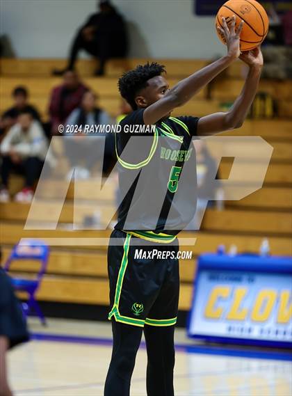 Thumbnail 3 in Roosevelt vs. Mission College Prep photogallery.