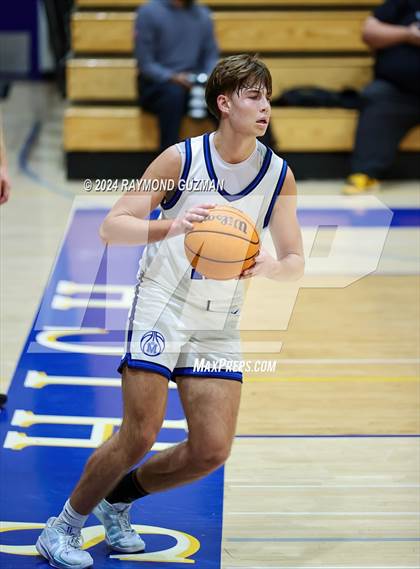 Thumbnail 2 in Roosevelt vs. Mission College Prep photogallery.