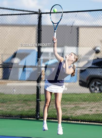 Thumbnail 2 in Thunderridge @ Columbine photogallery.