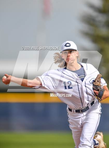 Thumbnail 3 in Mountain Vista vs. Columbine photogallery.
