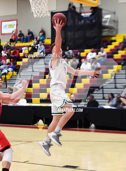 Thumbnail 2 in St. Mary's vs. Mater Dei (Hoophall West Invitational) photogallery.