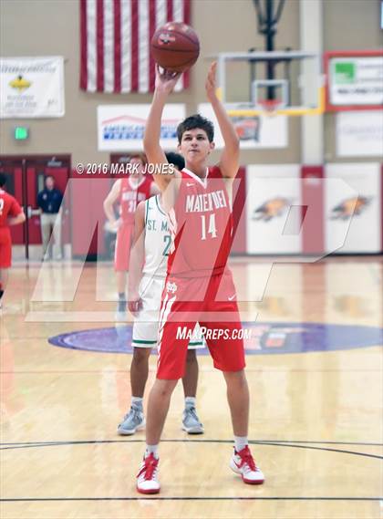 Thumbnail 1 in St. Mary's vs. Mater Dei (Hoophall West Invitational) photogallery.