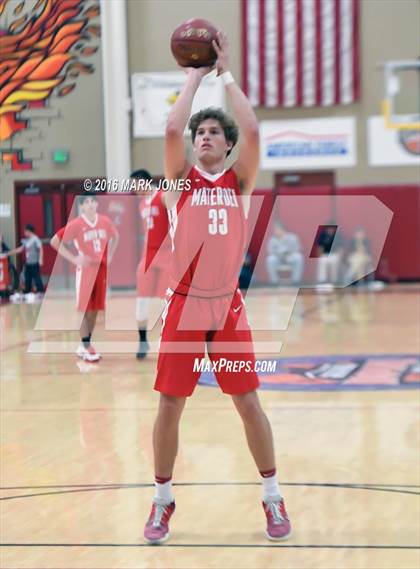 Thumbnail 3 in St. Mary's vs. Mater Dei (Hoophall West Invitational) photogallery.