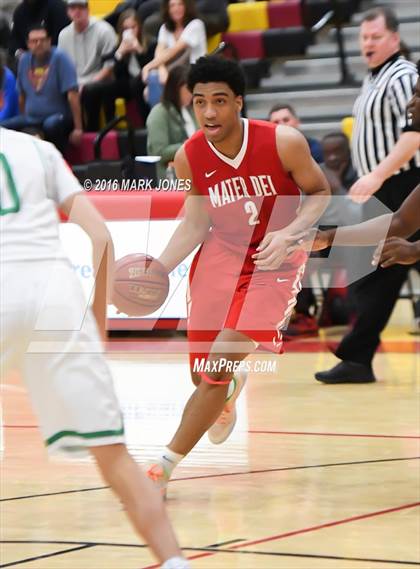 Thumbnail 2 in St. Mary's vs. Mater Dei (Hoophall West Invitational) photogallery.