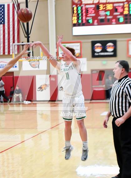 Thumbnail 2 in St. Mary's vs. Mater Dei (Hoophall West Invitational) photogallery.