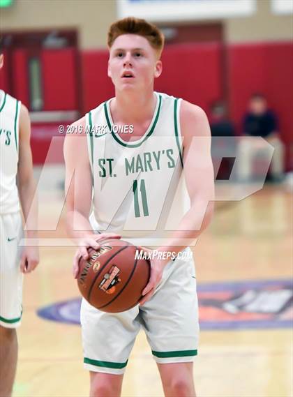 Thumbnail 1 in St. Mary's vs. Mater Dei (Hoophall West Invitational) photogallery.