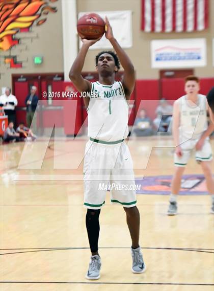 Thumbnail 1 in St. Mary's vs. Mater Dei (Hoophall West Invitational) photogallery.