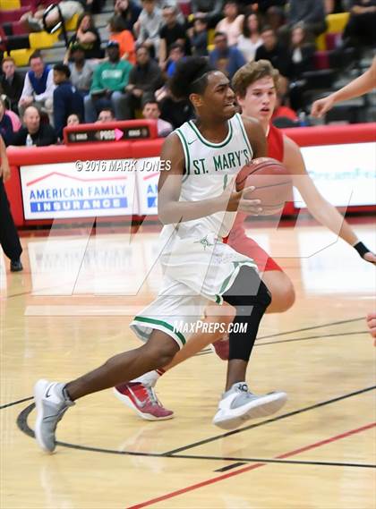 Thumbnail 3 in St. Mary's vs. Mater Dei (Hoophall West Invitational) photogallery.