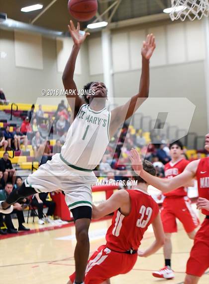 Thumbnail 1 in St. Mary's vs. Mater Dei (Hoophall West Invitational) photogallery.