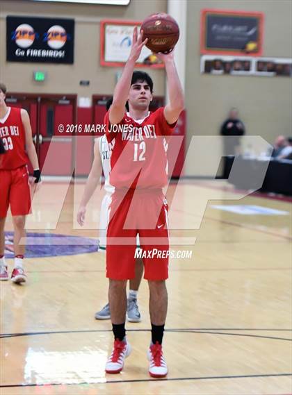 Thumbnail 1 in St. Mary's vs. Mater Dei (Hoophall West Invitational) photogallery.
