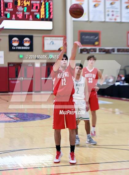 Thumbnail 3 in St. Mary's vs. Mater Dei (Hoophall West Invitational) photogallery.