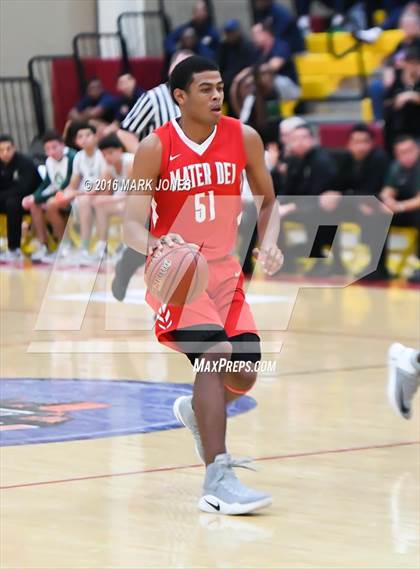 Thumbnail 3 in St. Mary's vs. Mater Dei (Hoophall West Invitational) photogallery.