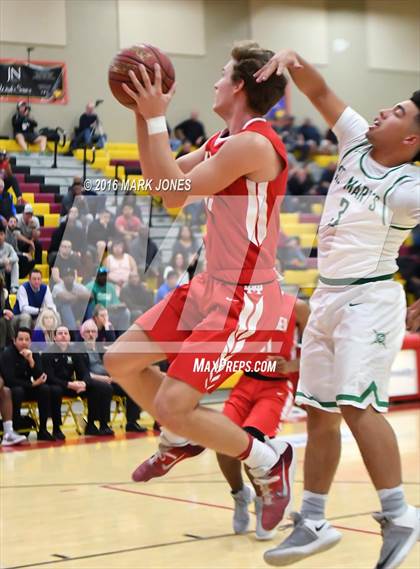 Thumbnail 3 in St. Mary's vs. Mater Dei (Hoophall West Invitational) photogallery.