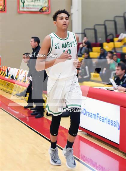 Thumbnail 2 in St. Mary's vs. Mater Dei (Hoophall West Invitational) photogallery.