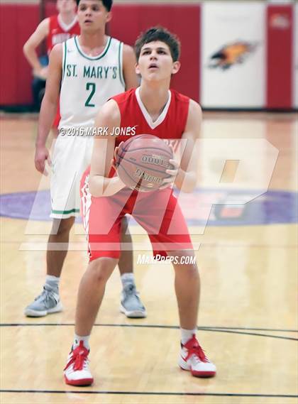 Thumbnail 3 in St. Mary's vs. Mater Dei (Hoophall West Invitational) photogallery.