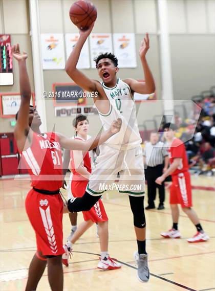 Thumbnail 2 in St. Mary's vs. Mater Dei (Hoophall West Invitational) photogallery.