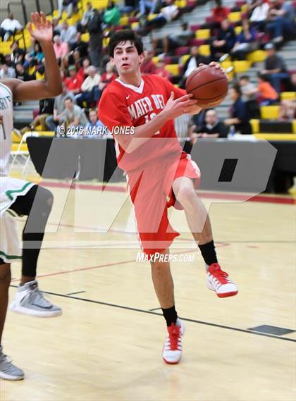 Thumbnail 3 in St. Mary's vs. Mater Dei (Hoophall West Invitational) photogallery.