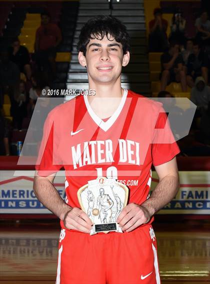 Thumbnail 2 in St. Mary's vs. Mater Dei (Hoophall West Invitational) photogallery.