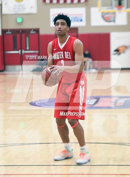 Thumbnail 1 in St. Mary's vs. Mater Dei (Hoophall West Invitational) photogallery.