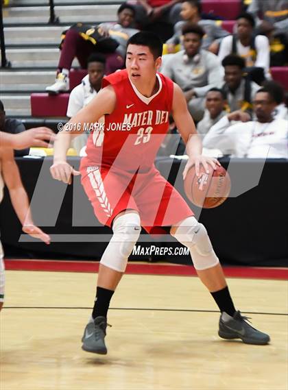 Thumbnail 2 in St. Mary's vs. Mater Dei (Hoophall West Invitational) photogallery.