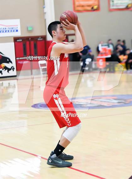 Thumbnail 3 in St. Mary's vs. Mater Dei (Hoophall West Invitational) photogallery.