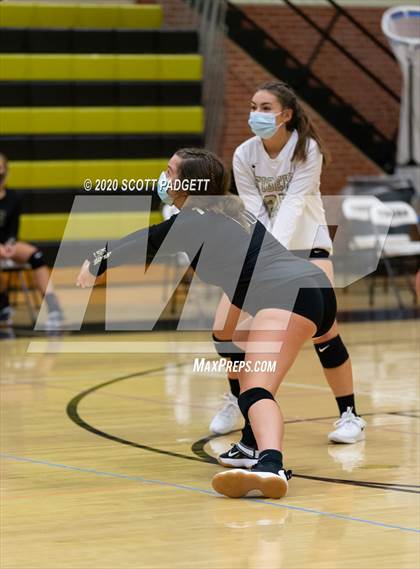 Thumbnail 3 in Lees Summit vs Raymore Peculiar photogallery.