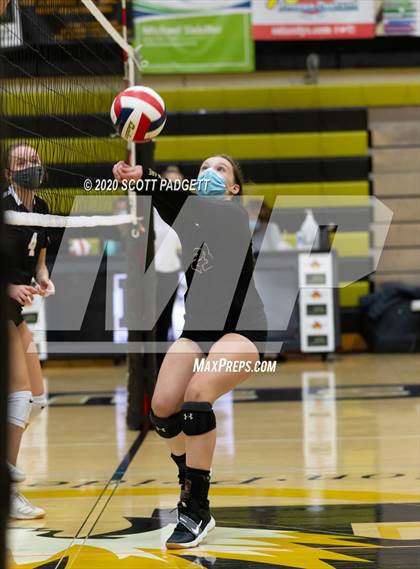 Thumbnail 1 in JV: Lees Summit vs Raymore Peculiar photogallery.