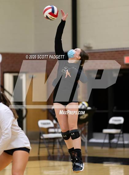 Thumbnail 2 in Lees Summit vs Raymore Peculiar photogallery.